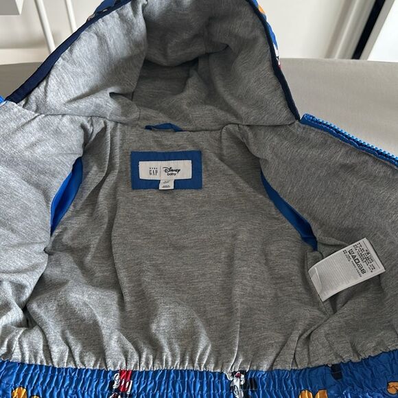 Baby Gap X Disney Baby Size 6-12 Months Mickey Mouse Blue Puffer Jacket - Picture 8 of 8